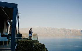 阿祖洛奇旅馆